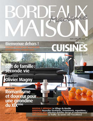 Couverture-Bordeaux-Madame-Magazine-papier-peint-trompe-l-oeil-Ohmywall.jpg